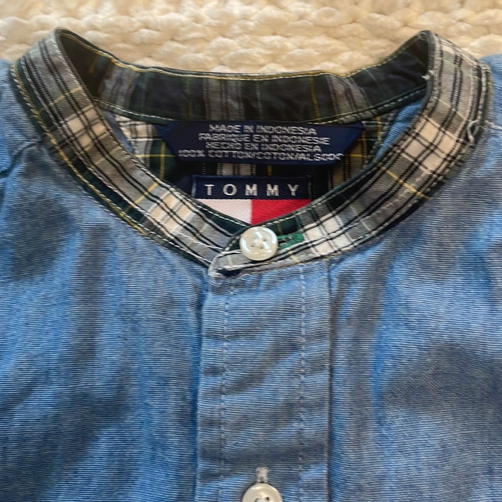 Vintage Tommy Hilfiger collarless blue shirt boys M - Picture 4 of 9